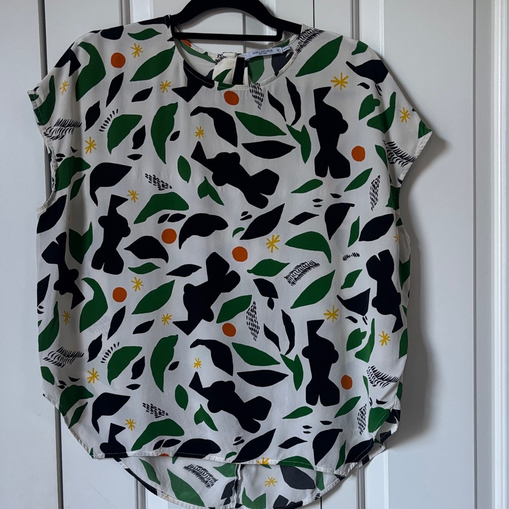 MM Lafleur Didion 100% silk top in remarkable woman print